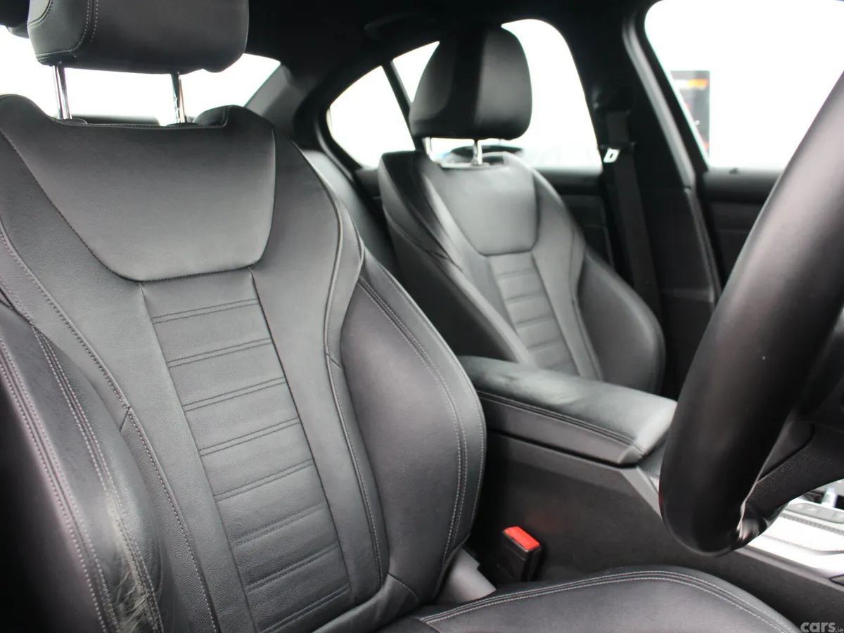 BMW 3-Series Saloon, Petrol Hybrid, 2023, Black