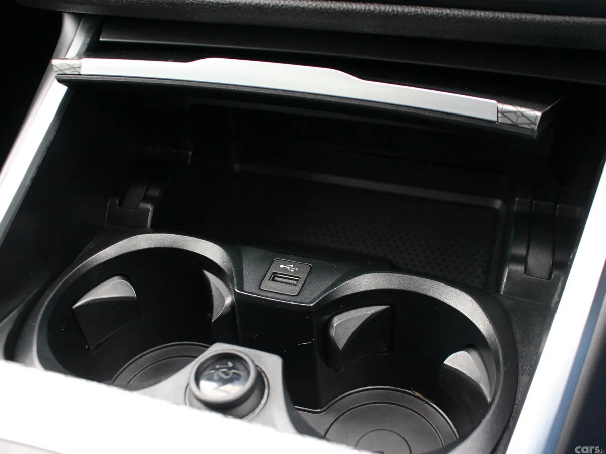 BMW 3-Series Saloon, Petrol Hybrid, 2023, Black