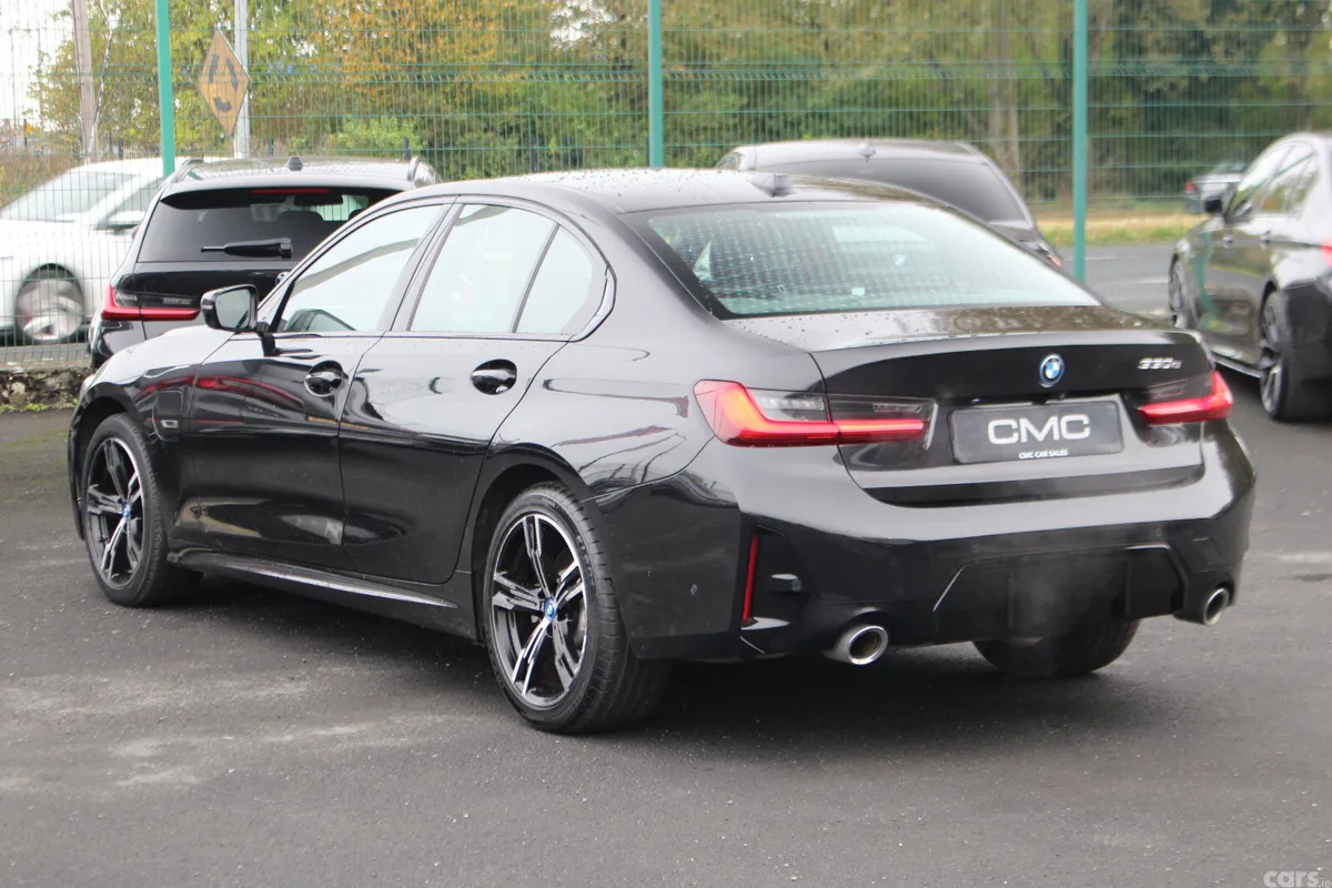BMW 3-Series Saloon, Petrol Hybrid, 2023, Black