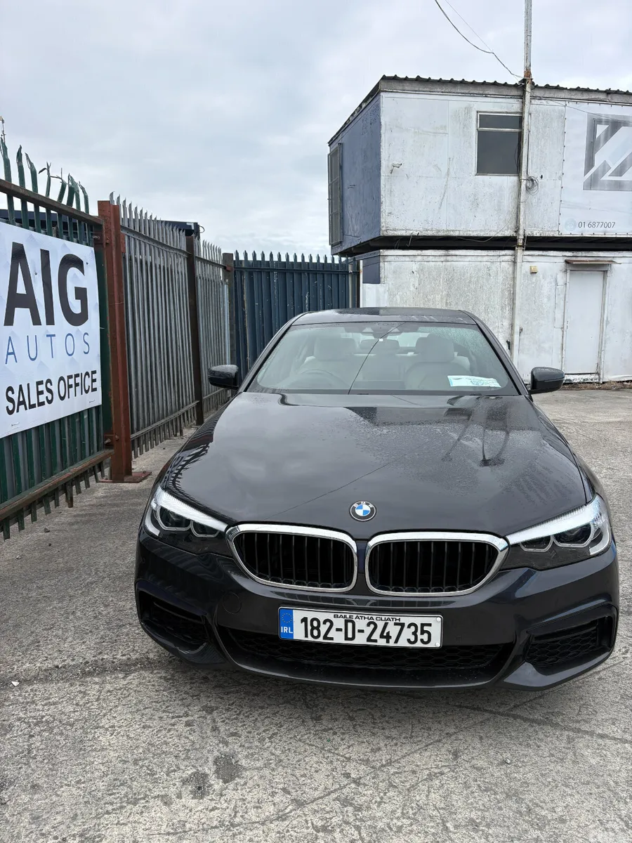 BMW 5-Series Saloon, Petrol Plug-in Hybrid, 2018, Grey