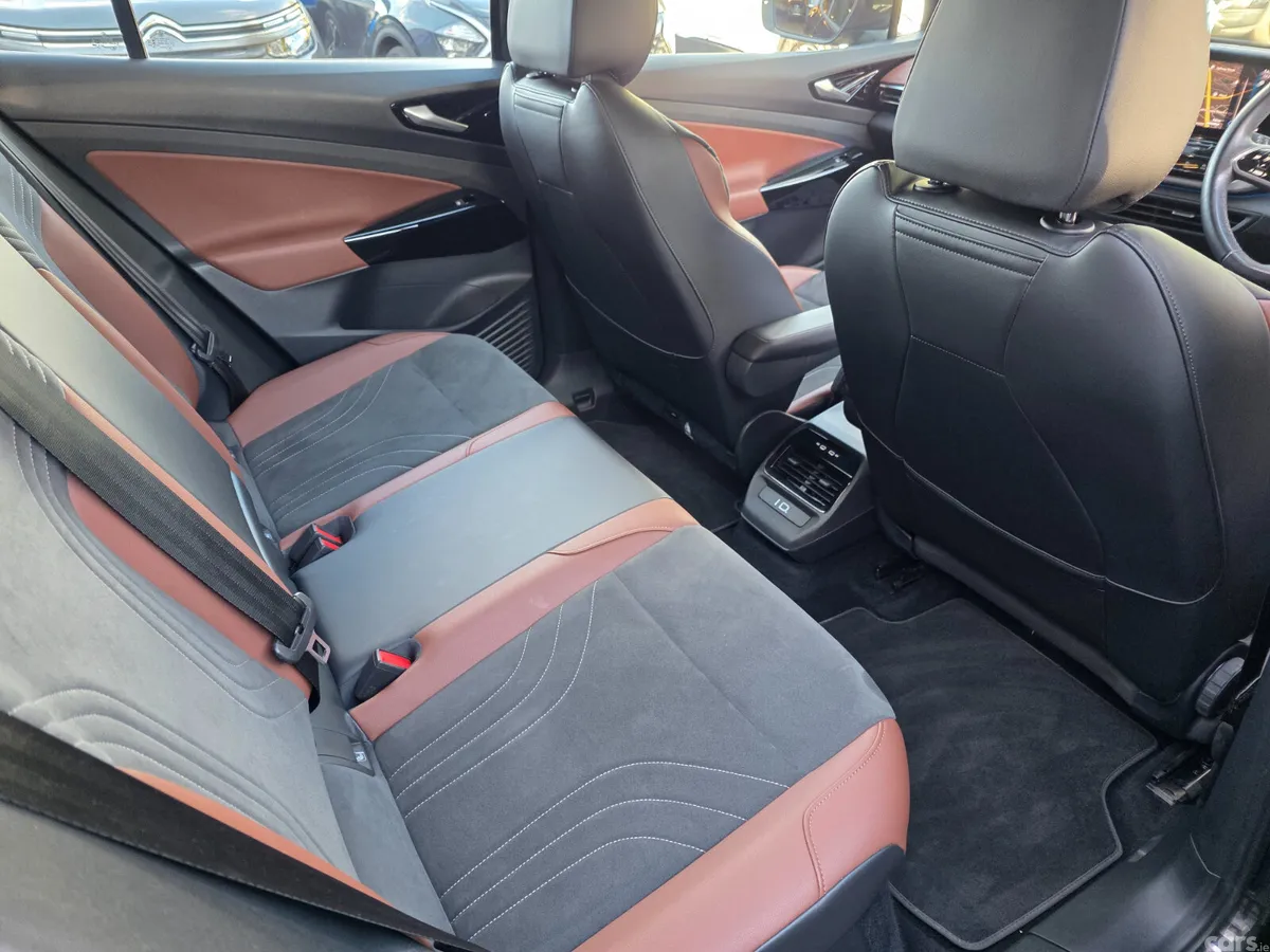 Volkswagen ID.4 Estate, Electric, 2022, Grey