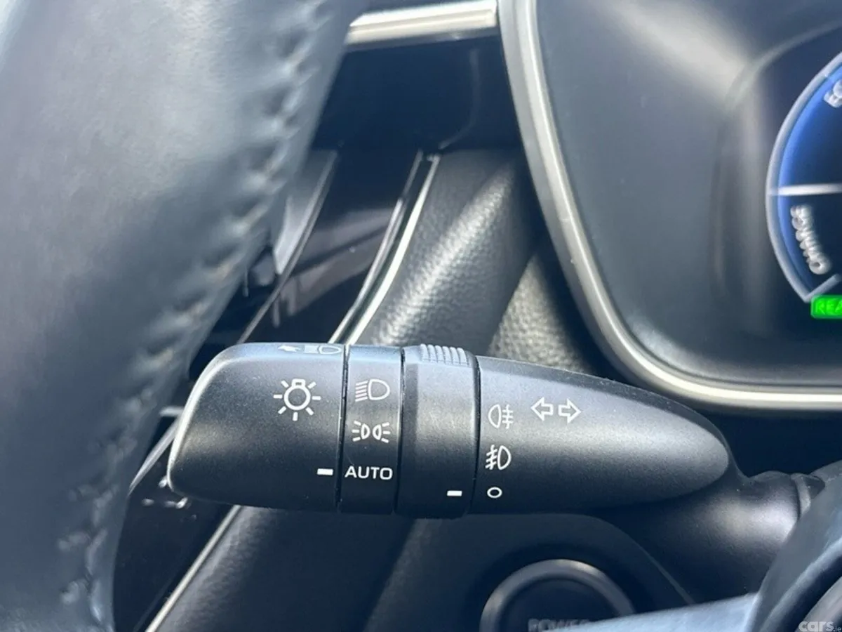 Toyota Corolla Saloon, Petrol Hybrid, 2026, Blue
