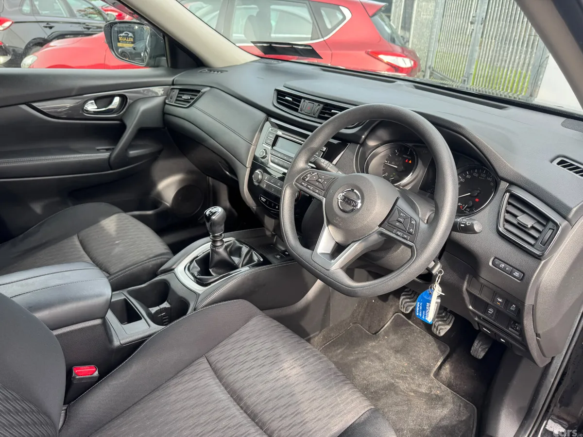 Nissan X-Trail SUV, Diesel, 2019, Black