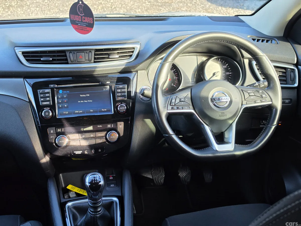 Nissan Qashqai SUV, Petrol, 2017, White