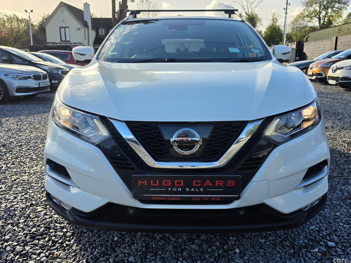 Nissan Qashqai SUV, Petrol, 2017, White