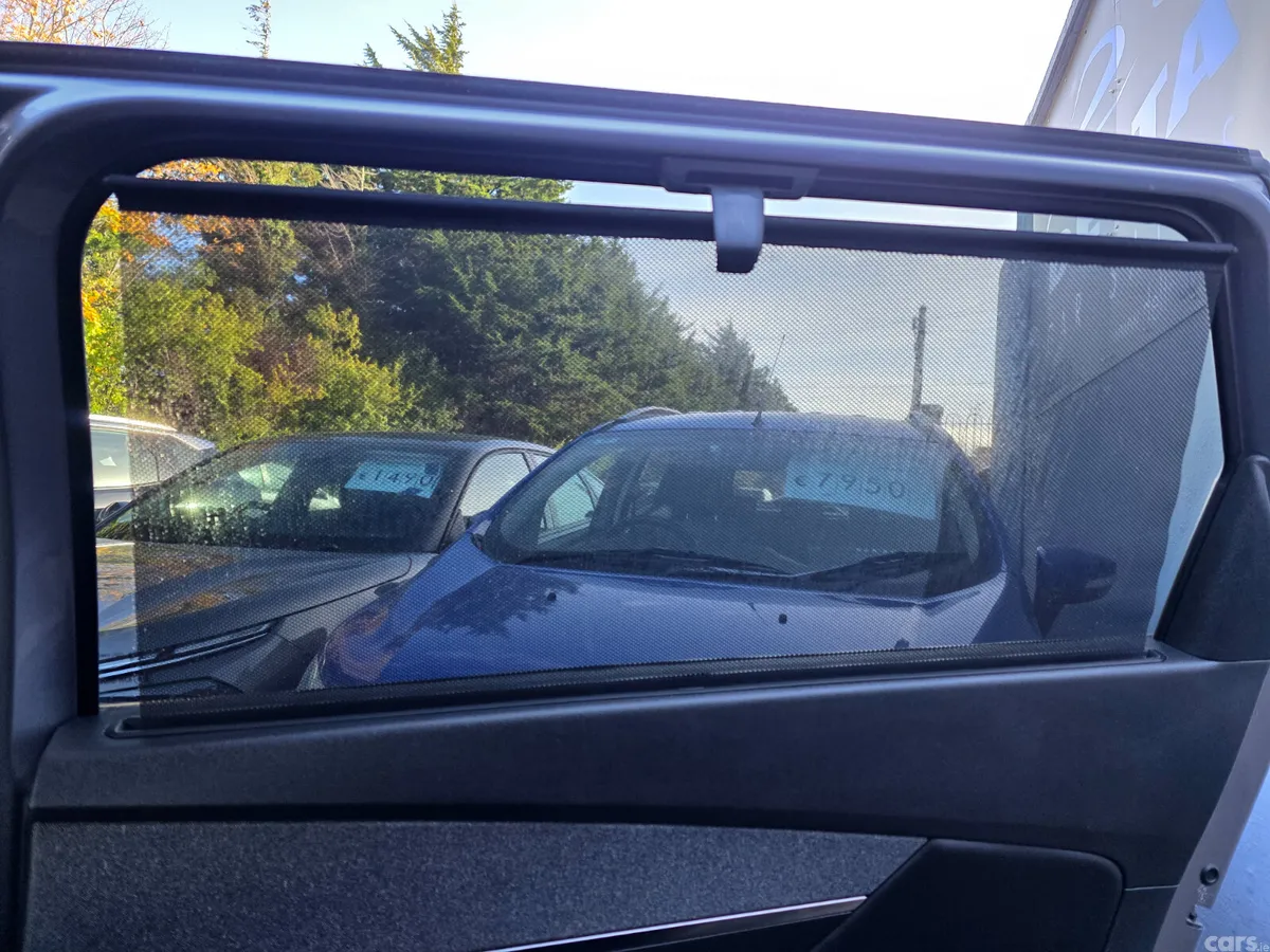 Peugeot 5008 MPV, Petrol, 2020, Grey