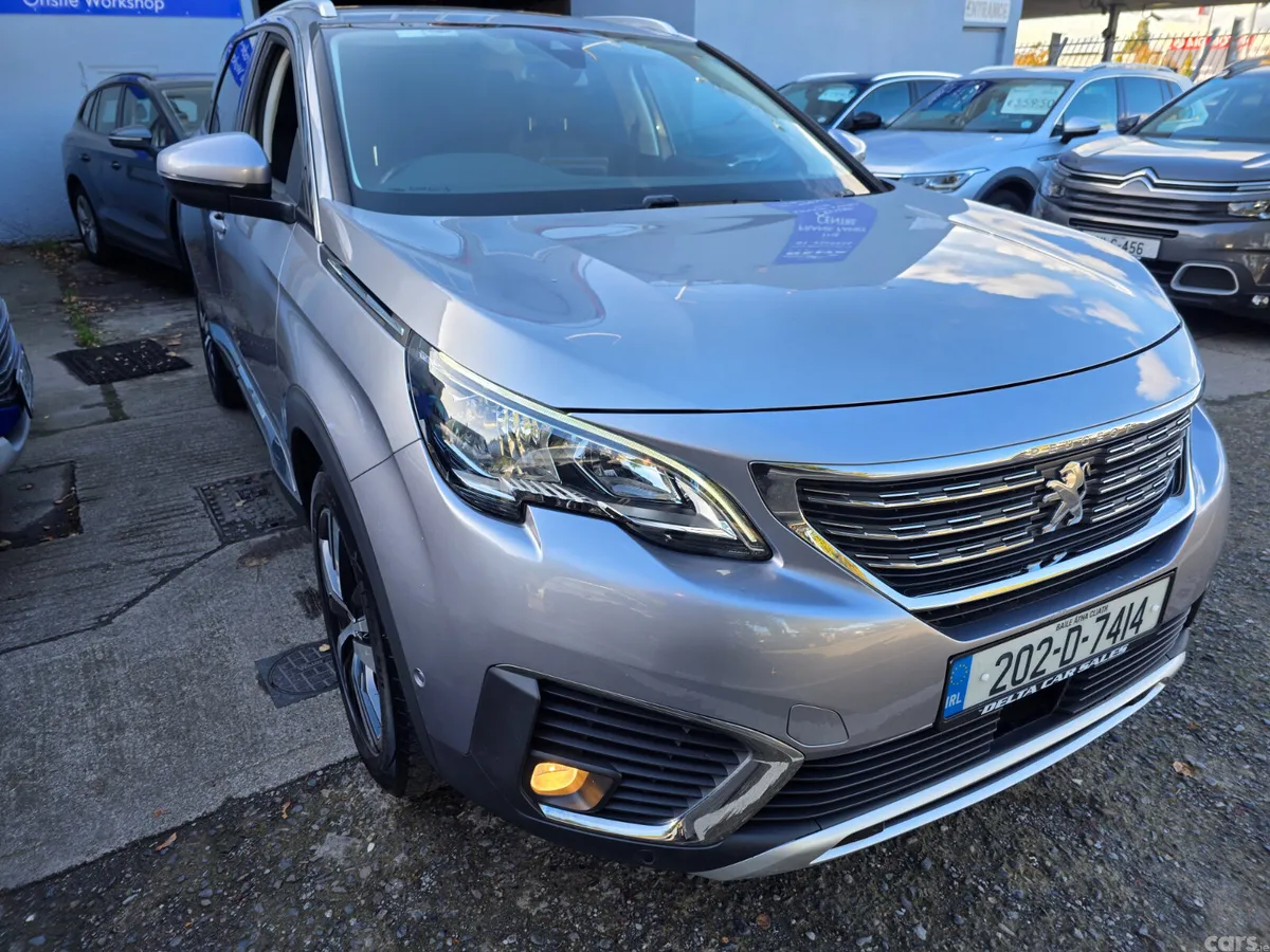 Peugeot 5008 MPV, Petrol, 2020, Grey
