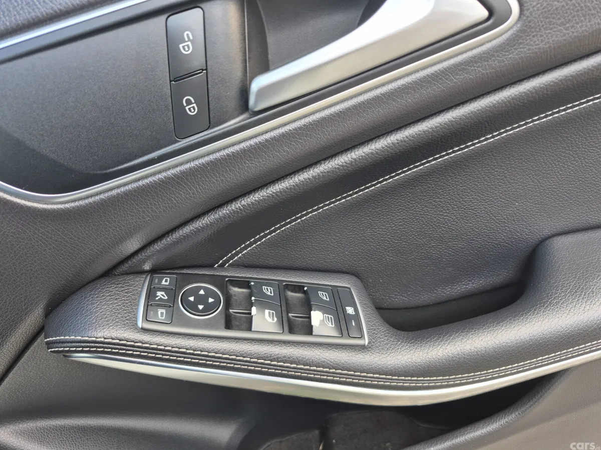 Mercedes-Benz A-Class Hatchback, Petrol, 2015, White