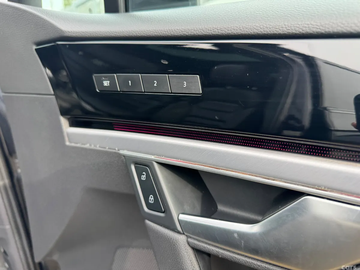 Volkswagen Touareg SUV, Diesel, 2021, Black