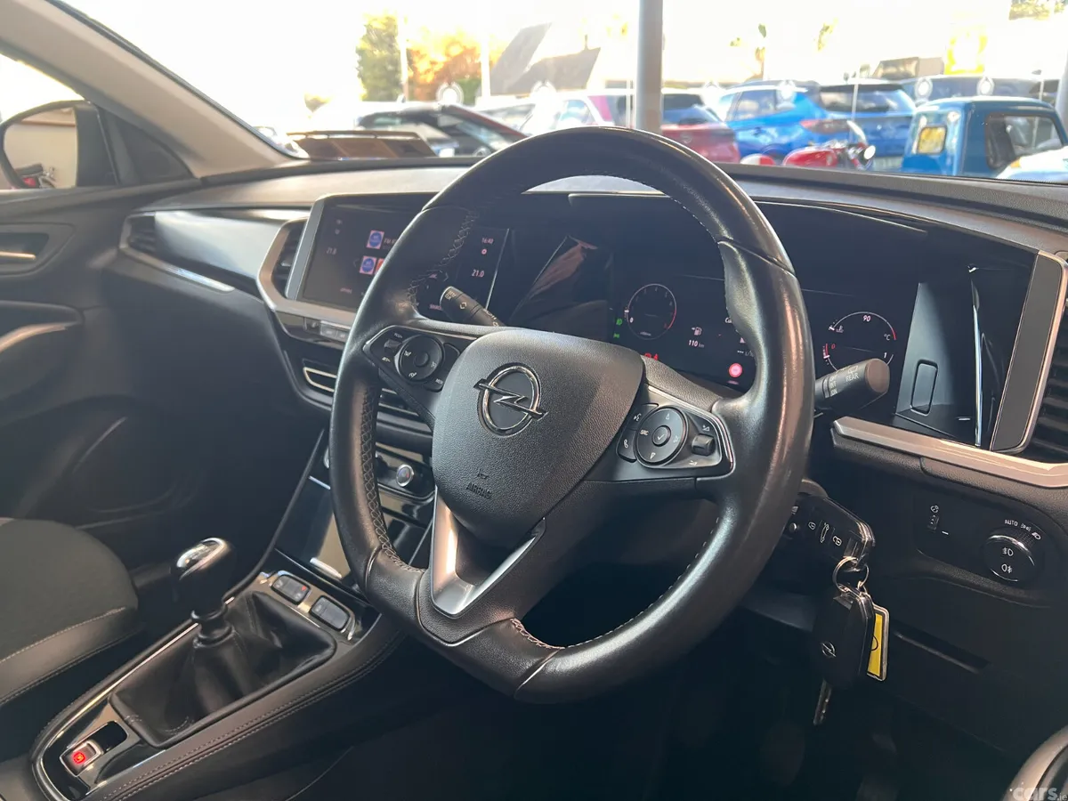 Opel Grandland X SUV, Petrol, 2022, Black