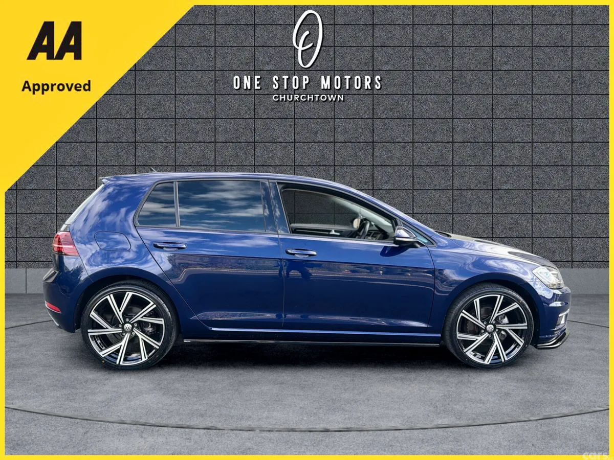 Volkswagen Golf Hatchback, Petrol, 2019, Blue
