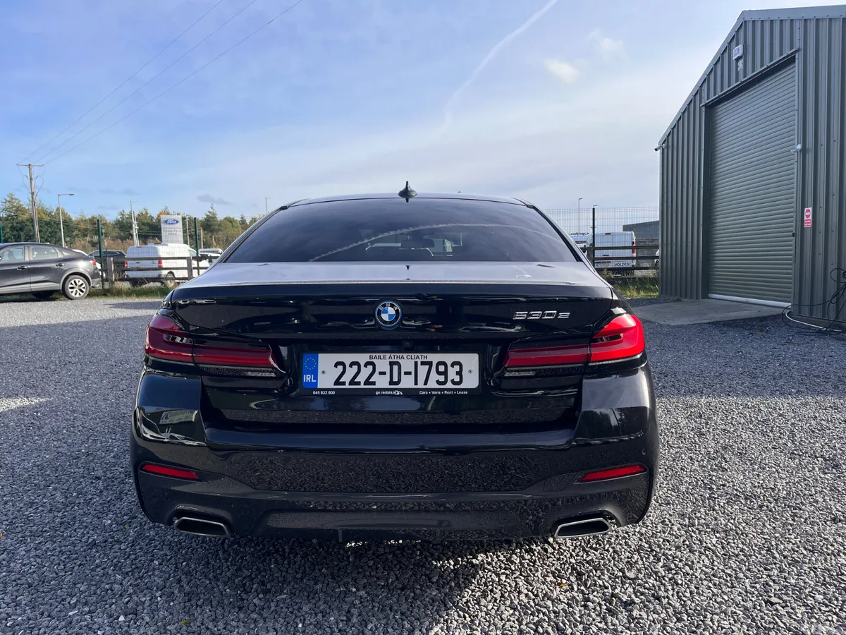 BMW 5-Series Saloon, Petrol Plug-in Hybrid, 2022, Black