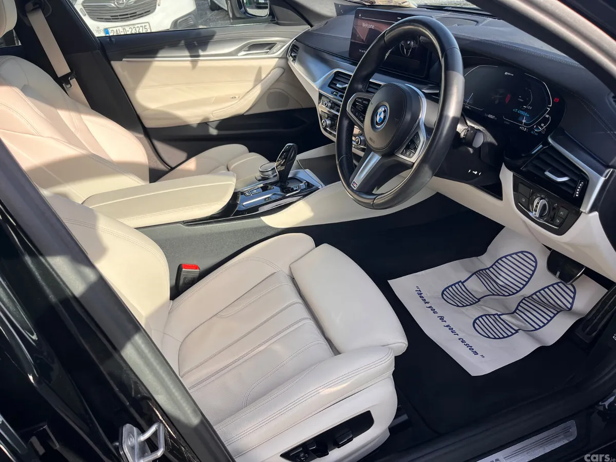 BMW 5-Series Saloon, Petrol Plug-in Hybrid, 2022, Black