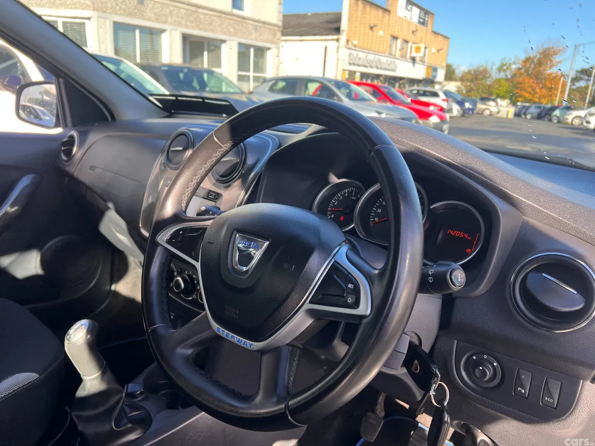 Dacia Sandero Stepway Hatchback, Diesel, 2018, White