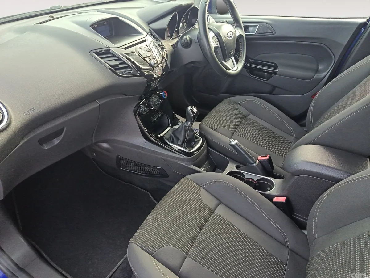 Ford Fiesta Hatchback, Diesel, 2015, Blue