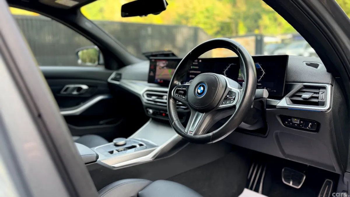 BMW 3-Series Saloon, Petrol Plug-in Hybrid, 2023, Grey