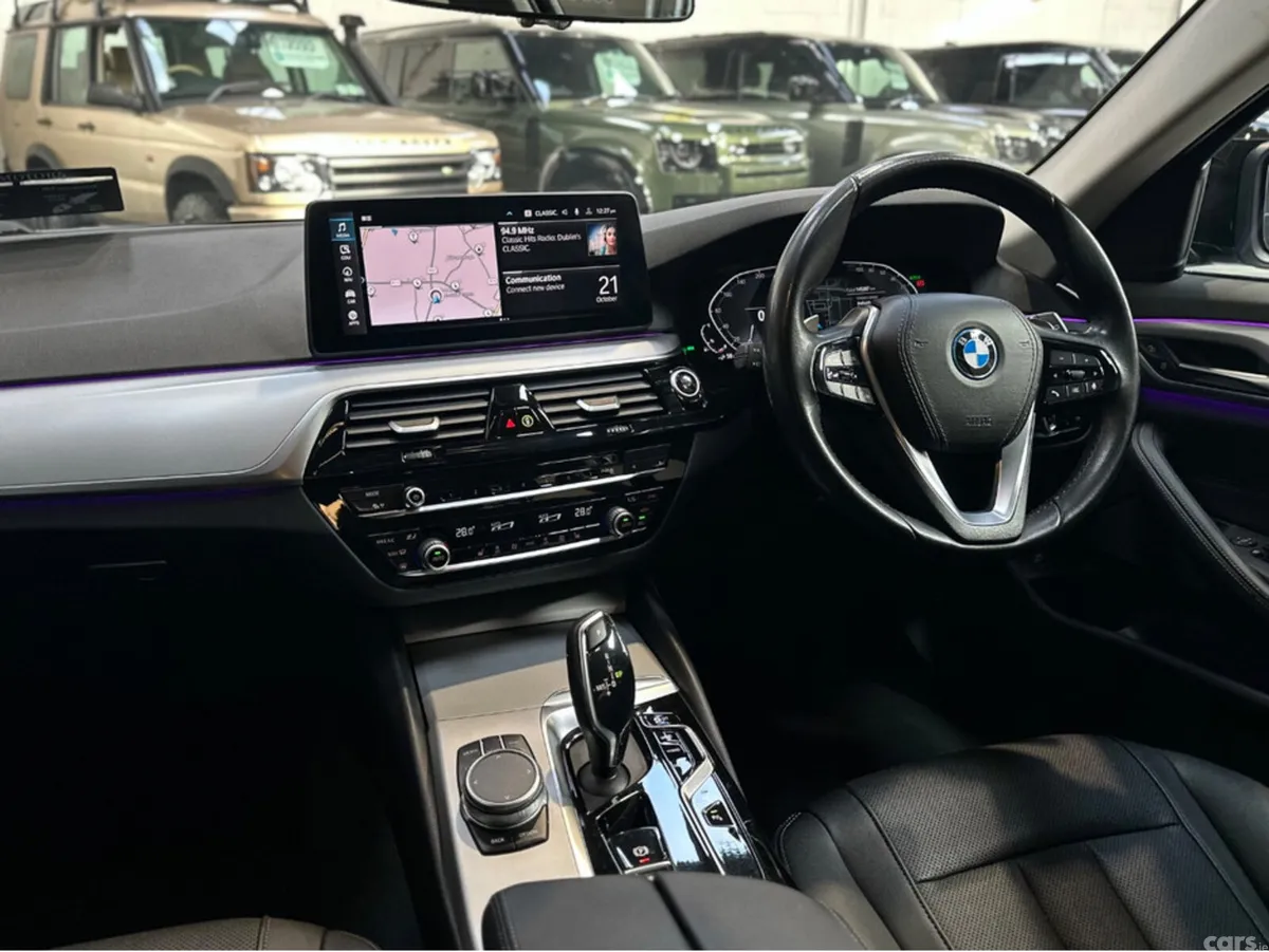 BMW 5-Series Estate, Petrol Plug-in Hybrid, 2022, Blue