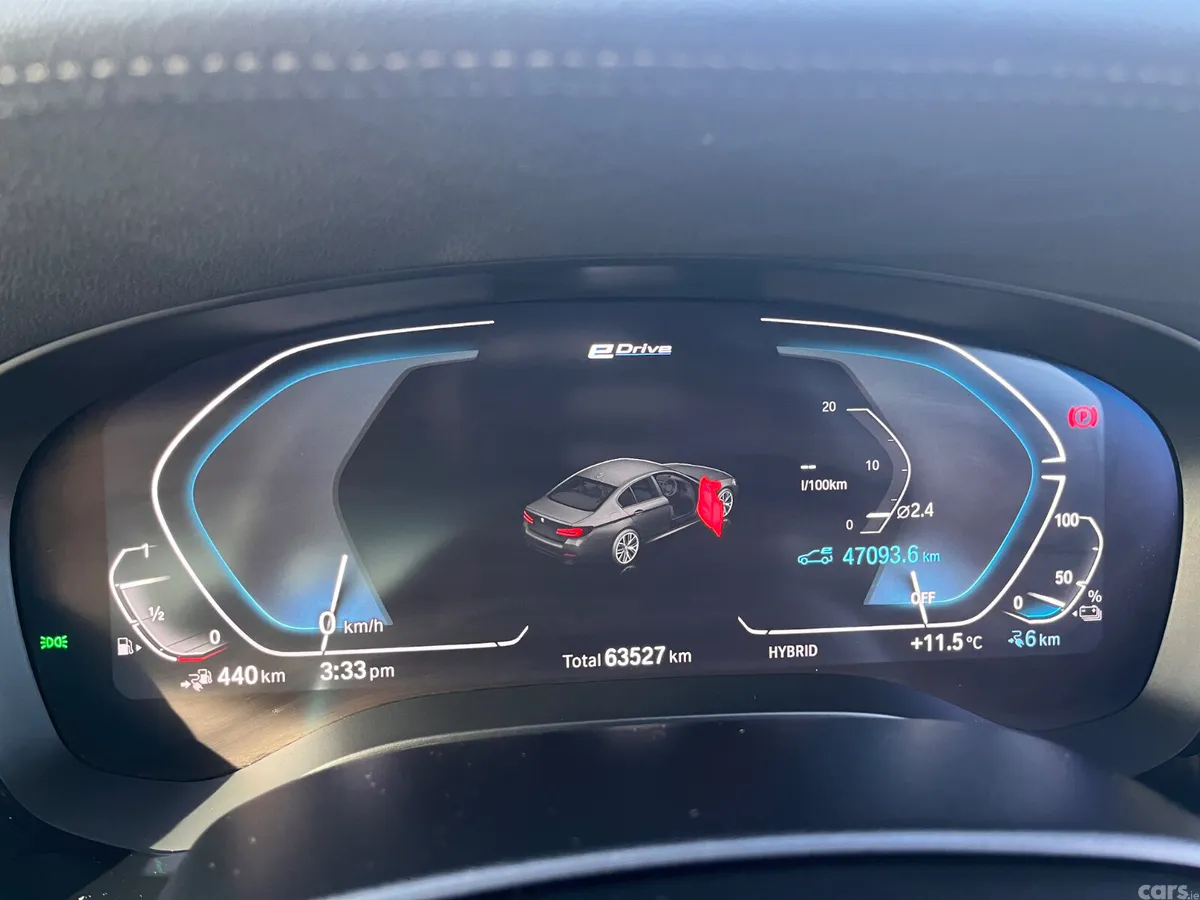 BMW 5-Series Saloon, Petrol Plug-in Hybrid, 2022, Black