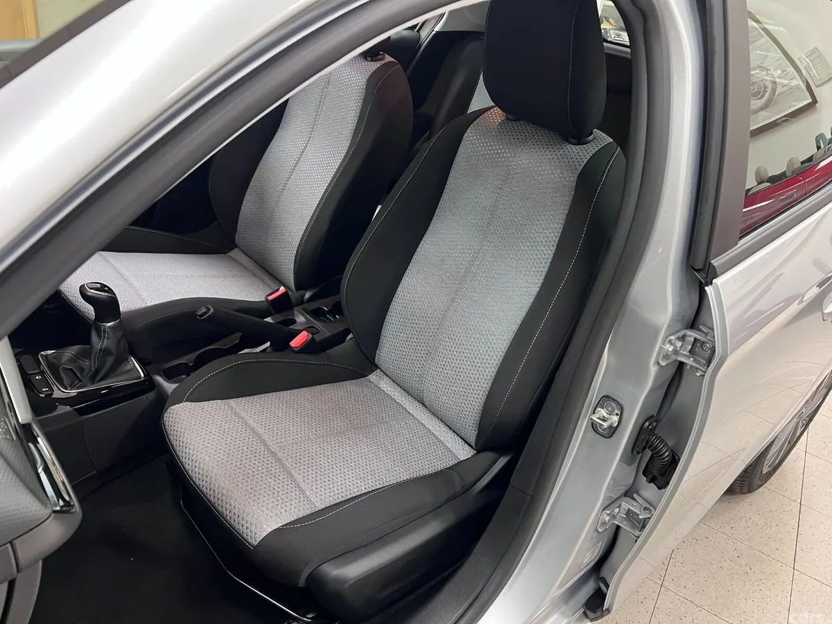 Opel Corsa Hatchback, Petrol, 2025, Grey