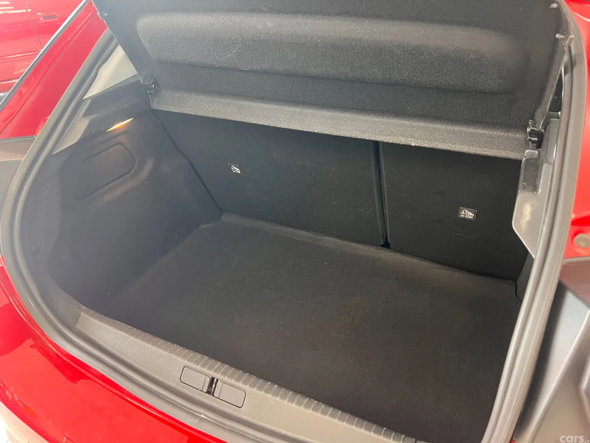 Opel Corsa Hatchback, Petrol, 2025, Red