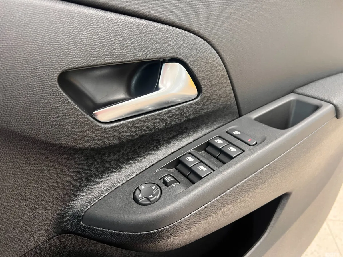 Opel Corsa Hatchback, Petrol, 2025, Red