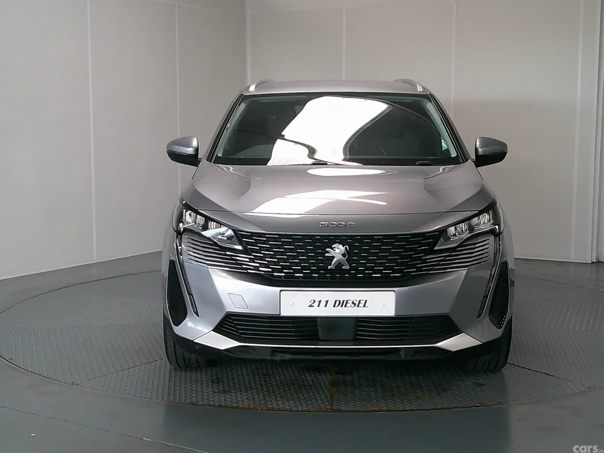 Peugeot 5008 SUV, Diesel, 2021, Grey