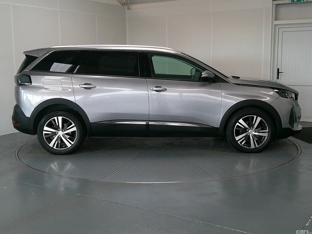 Peugeot 5008 SUV, Diesel, 2021, Grey