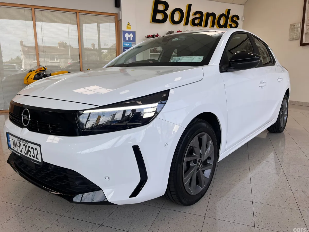 Opel Corsa Hatchback, Petrol, 2024, White