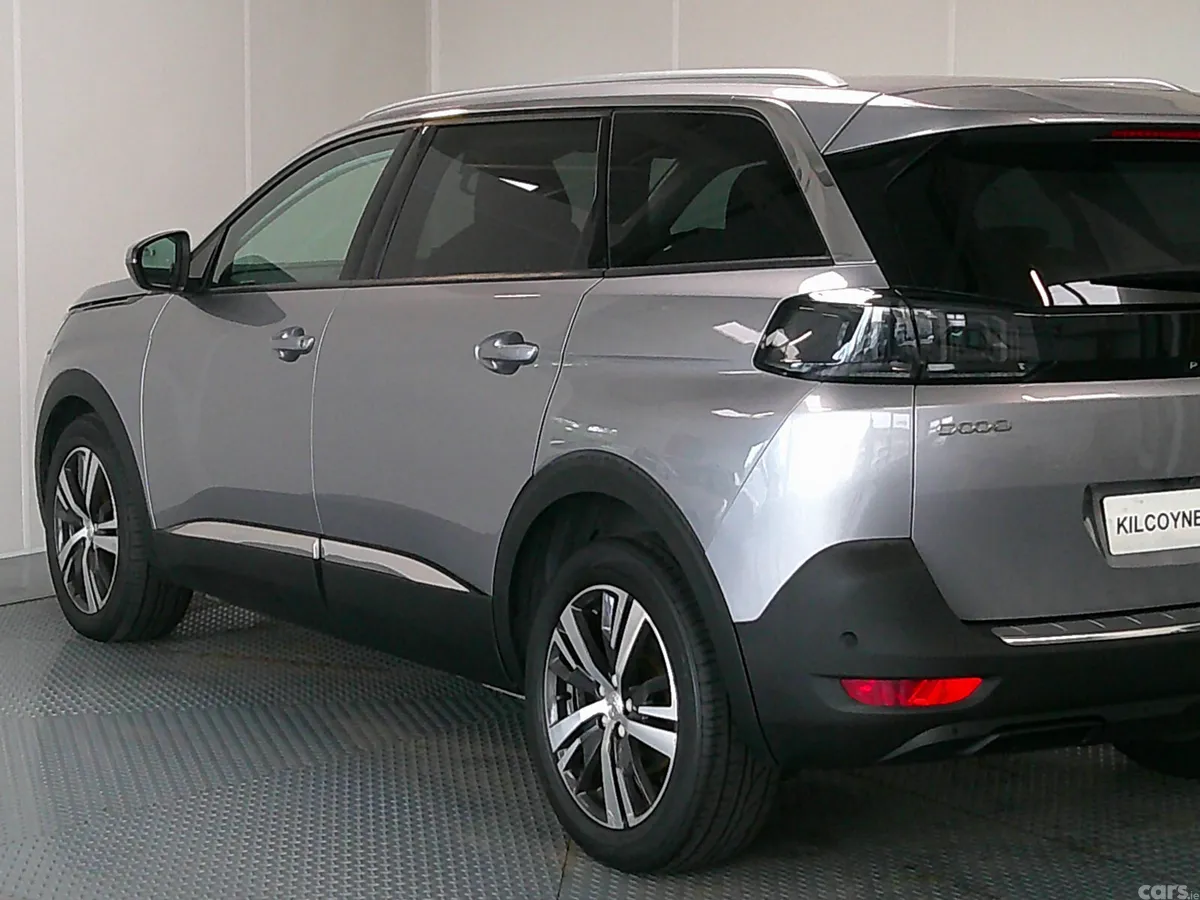 Peugeot 5008 SUV, Diesel, 2021, Grey