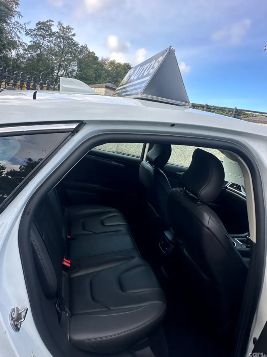 Ford Mondeo Hatchback, Diesel, 2021, White