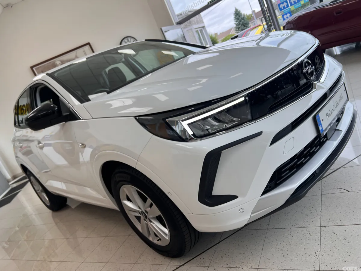Opel Grandland X SUV, Diesel, 2024, White