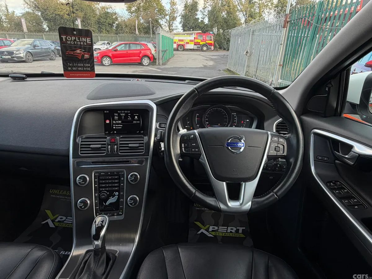 Volvo XC60 SUV, Diesel, 2015, White