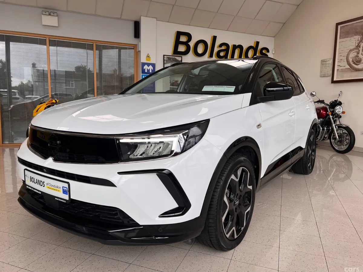 Opel Grandland X SUV, Petrol Plug-in Hybrid, 2024, White