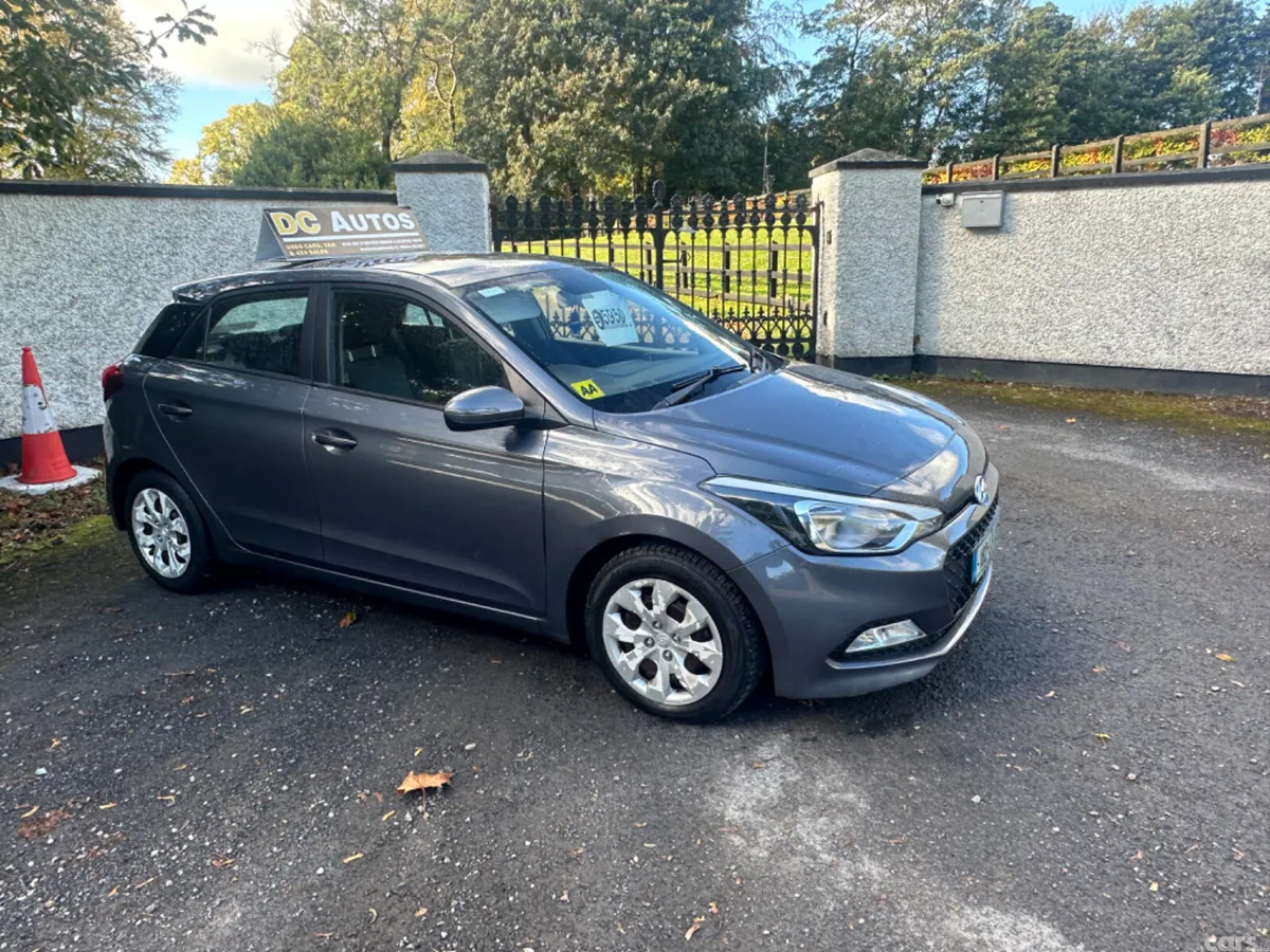 Hyundai i20 Hatchback, Petrol, 2018, Grey