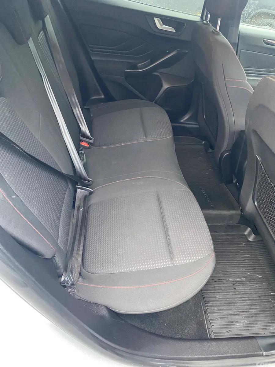 Ford Focus Hatchback, Diesel, 2020, White