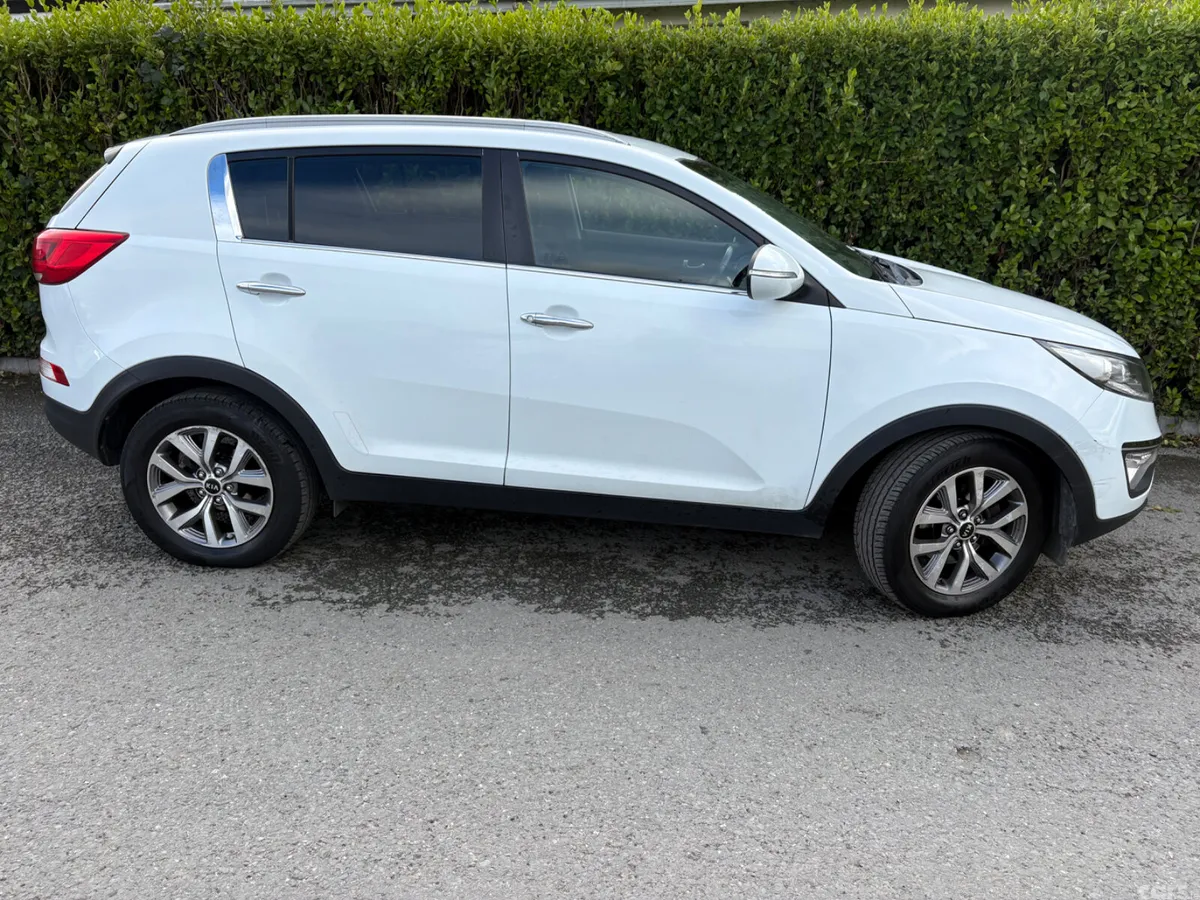 Kia Sportage SUV, Diesel, 2015, White