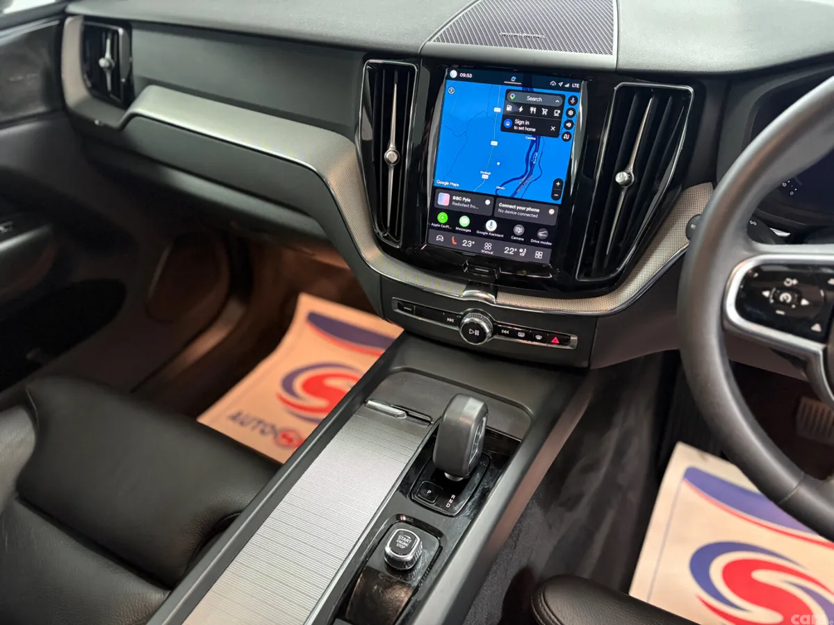 Volvo XC60 SUV, Petrol Hybrid, 2024, Grey