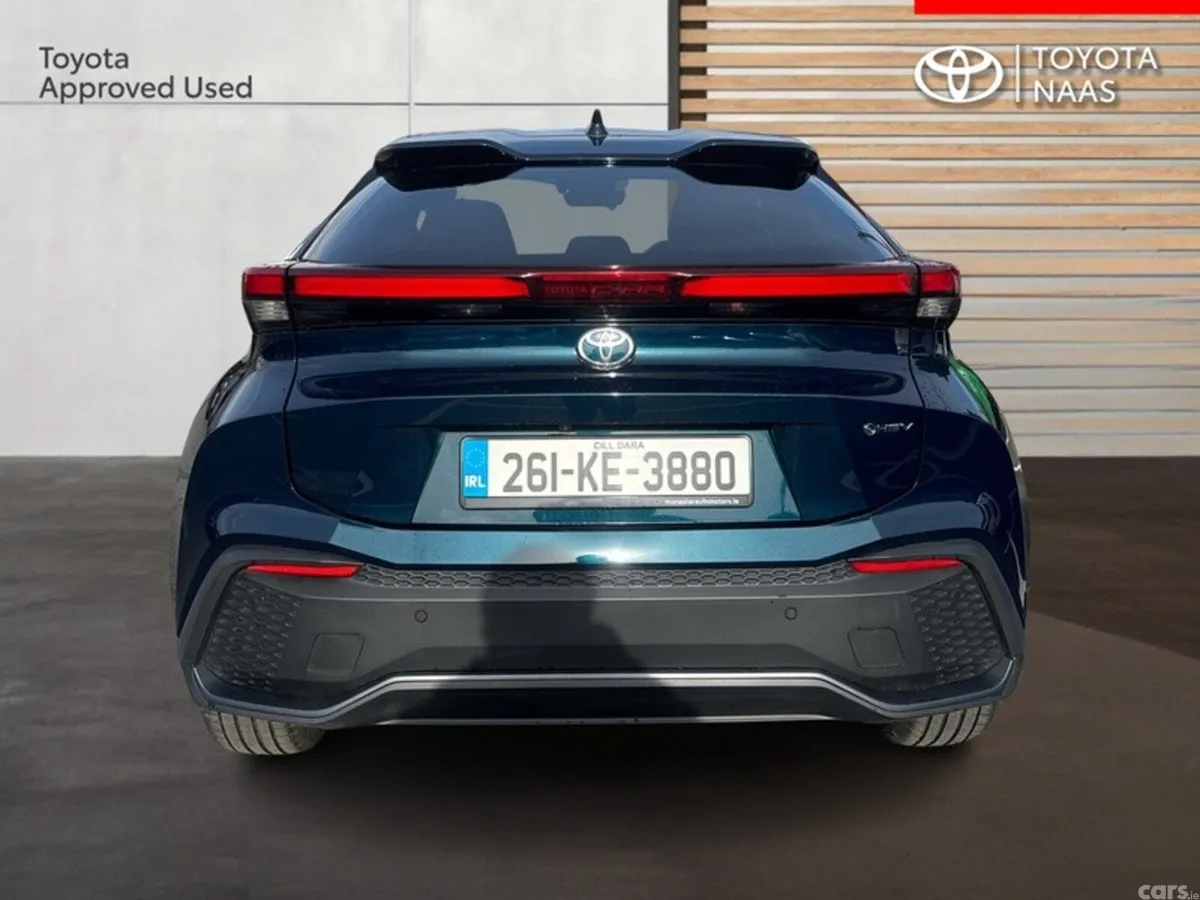 Toyota C-HR SUV, Petrol Hybrid, 2026, Blue
