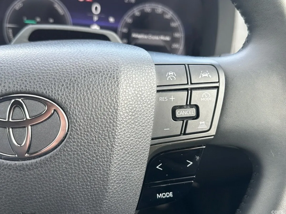 Toyota C-HR SUV, Petrol Hybrid, 2026, Blue