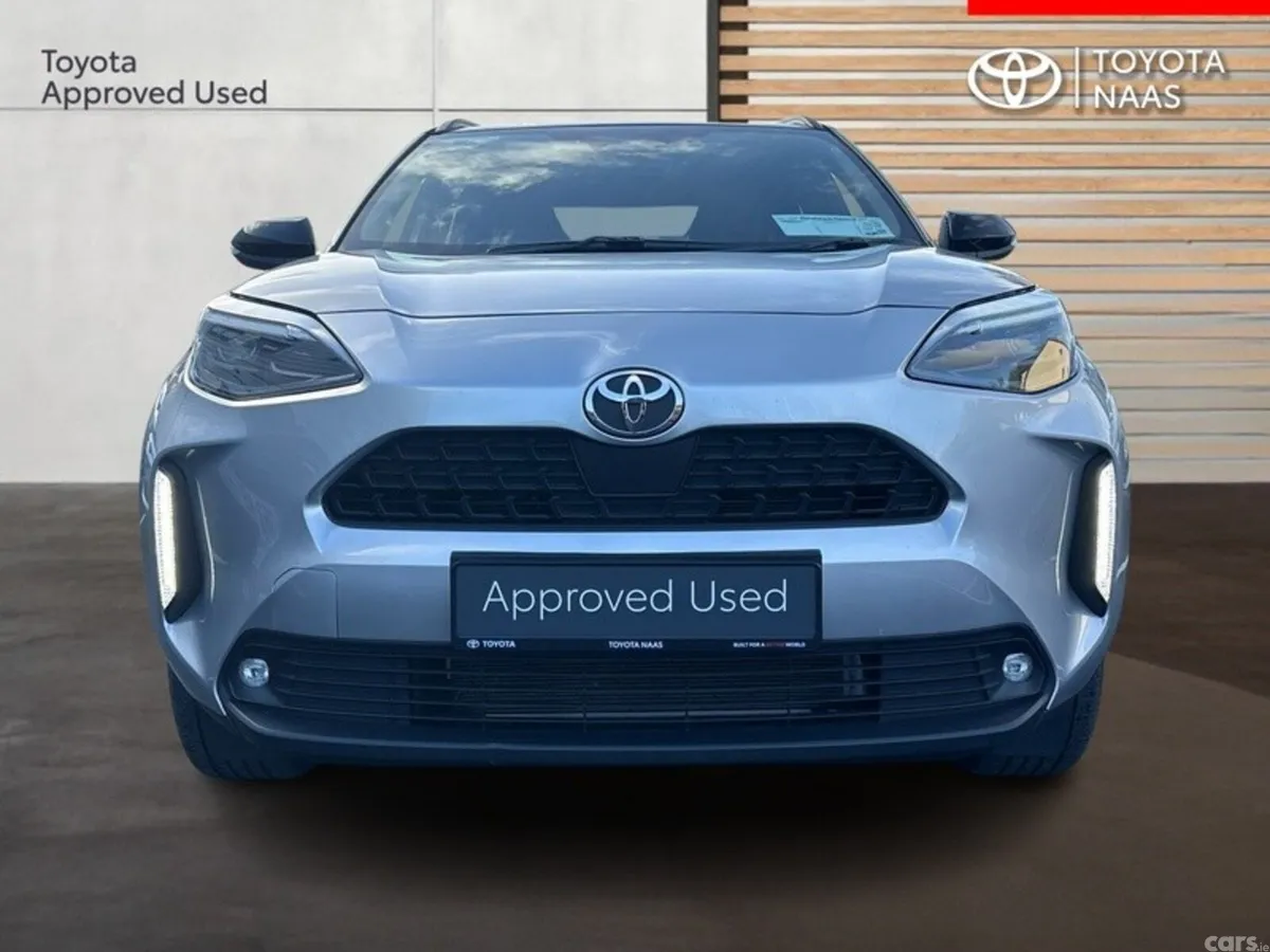 Toyota Yaris Cross Hatchback, Petrol Hybrid, 2026, Grey