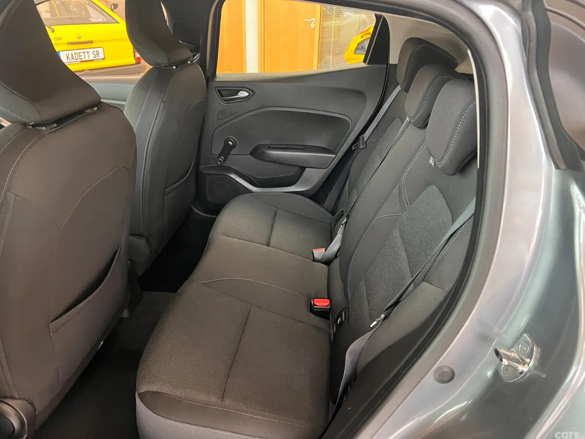 Renault Clio Hatchback, Petrol, 2023, Grey