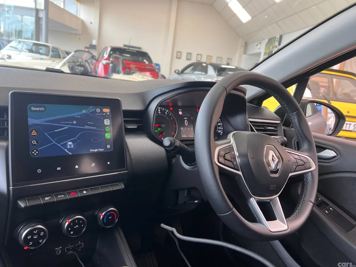 Renault Clio Hatchback, Petrol, 2023, Grey