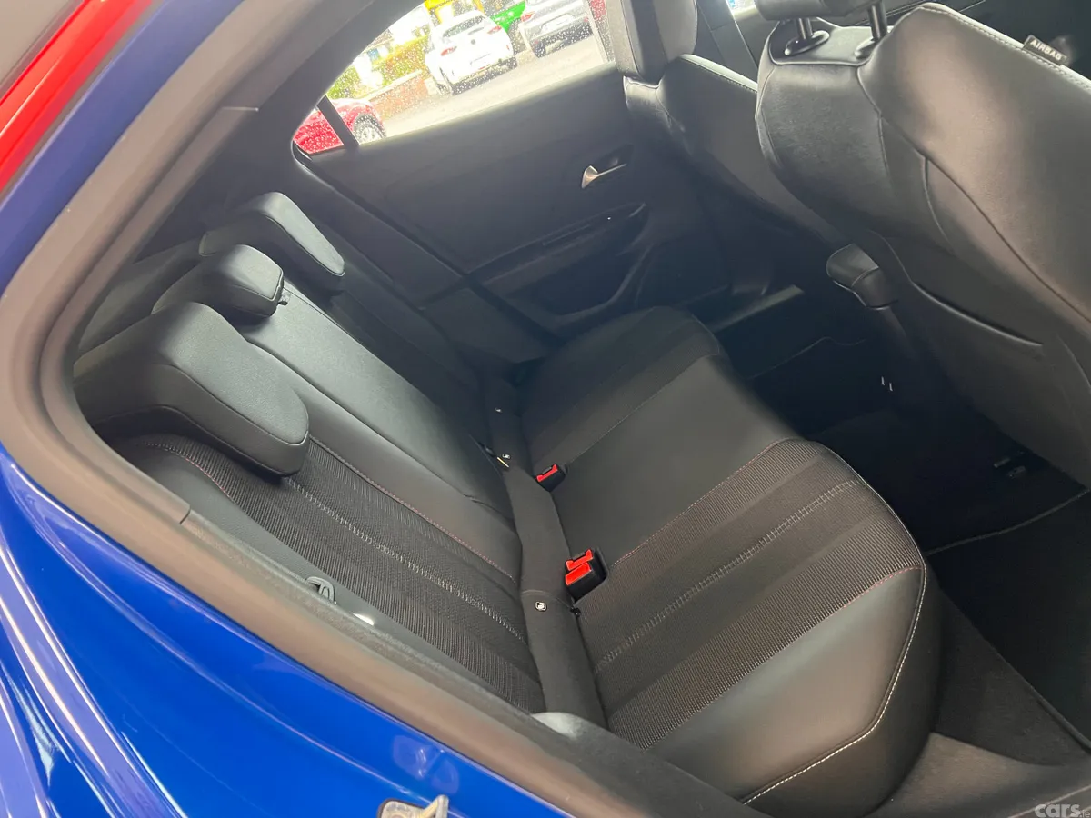 Opel Mokka SUV, Electric, 2025, Blue