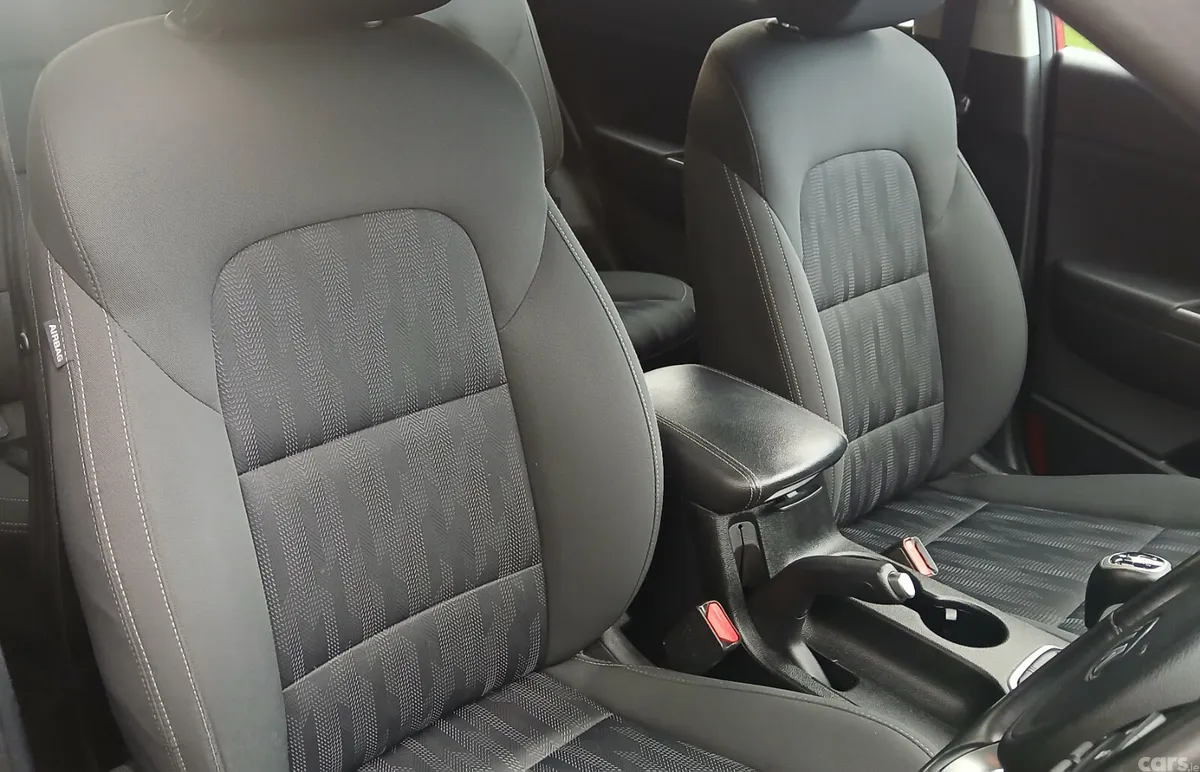Kia Sportage SUV, Diesel, 2017, Red