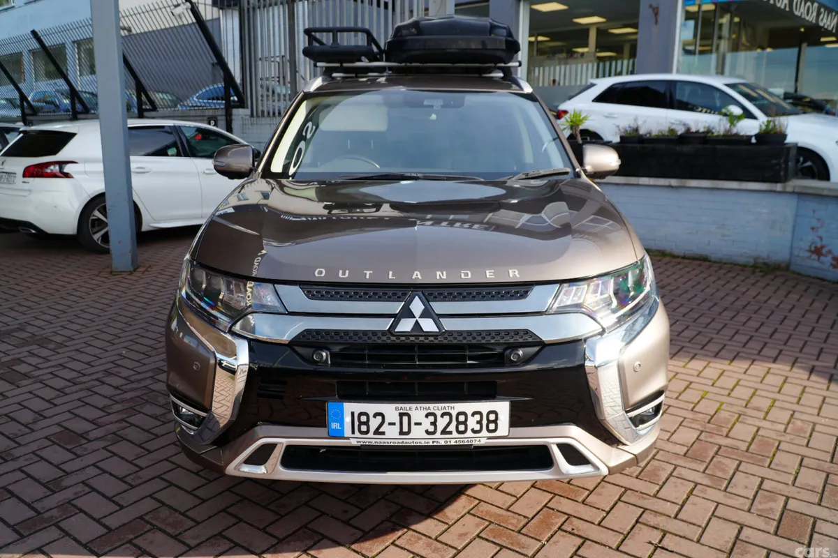 Mitsubishi Outlander SUV, Petrol Plug-in Hybrid, 2018, Brown
