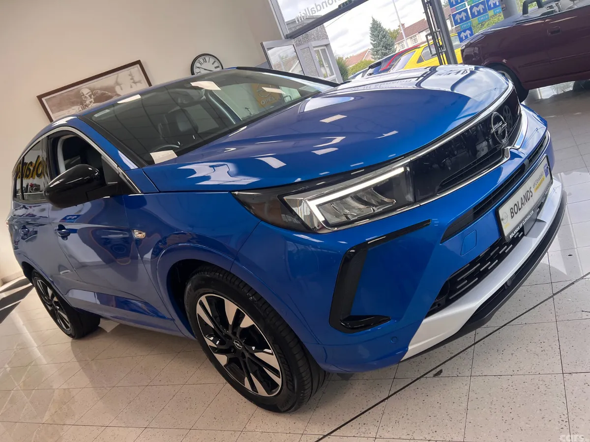 Opel Grandland X SUV, Petrol, 2023, Blue