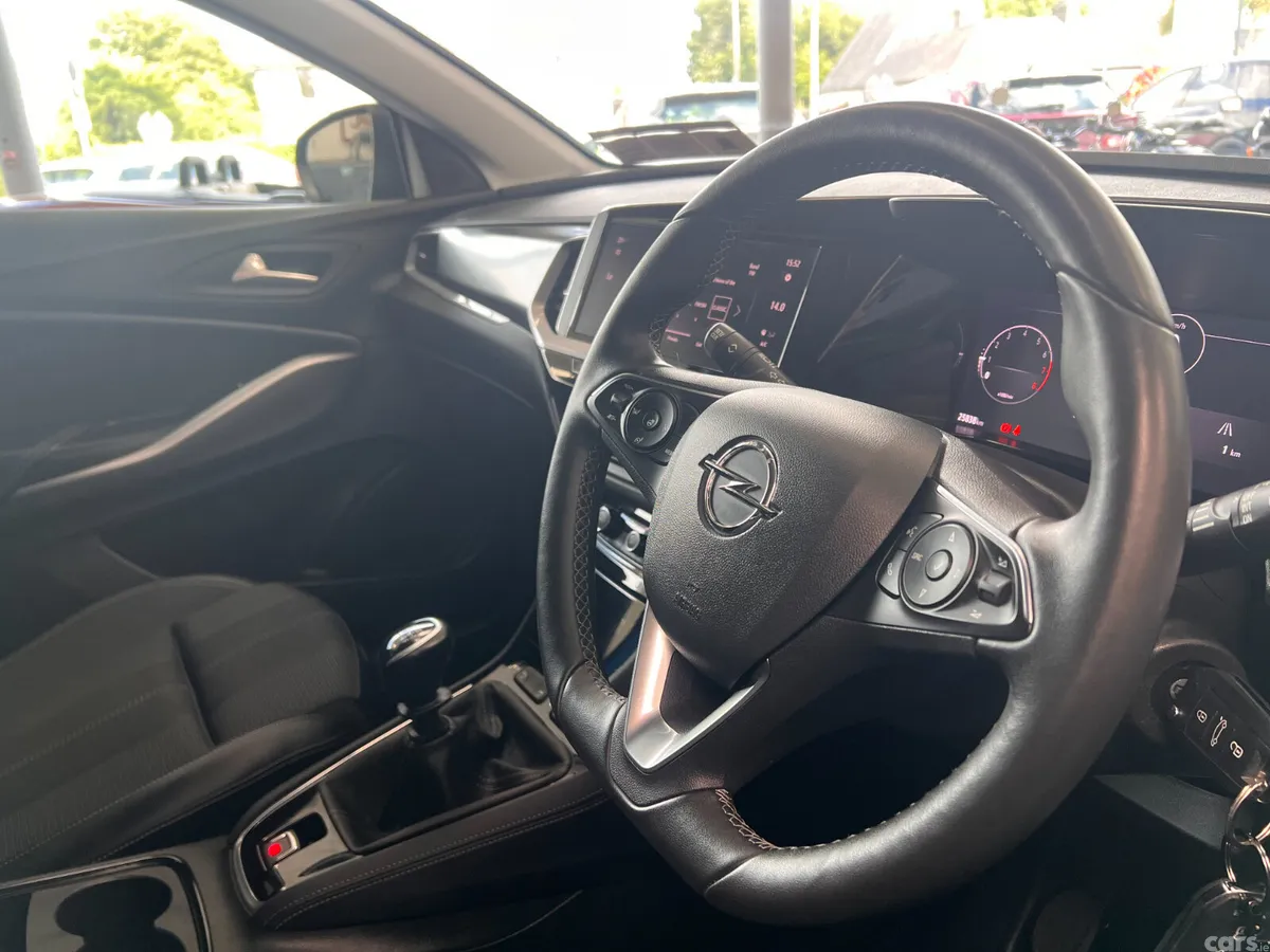 Opel Grandland X SUV, Petrol, 2023, Blue