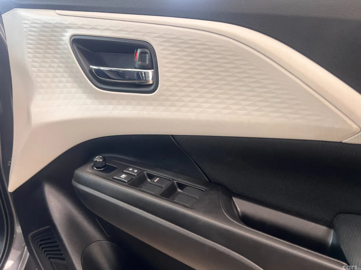 Suzuki Swift Hatchback, Petrol Hybrid, 2024, Grey