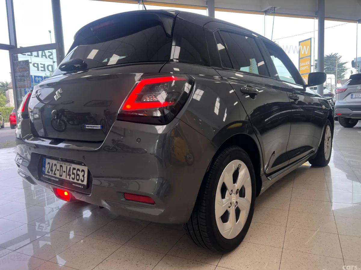 Suzuki Swift Hatchback, Petrol Hybrid, 2024, Grey