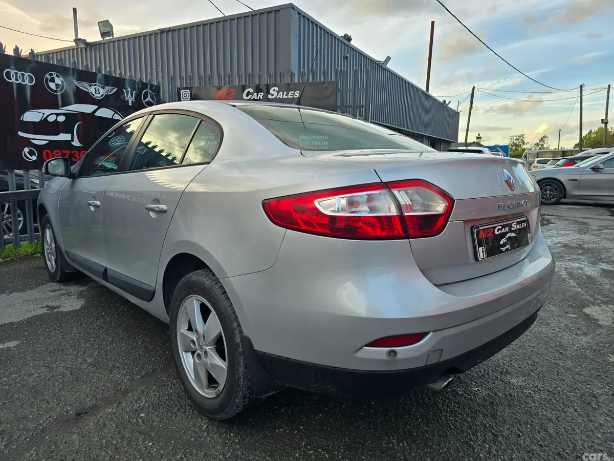 Renault Fluence Saloon, Diesel, 2011, Silver